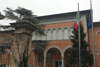 Fano - Ospedale Santa Croce, l’equipe di Otorinolaringoiatria salva paziente con intervento alla base cranica